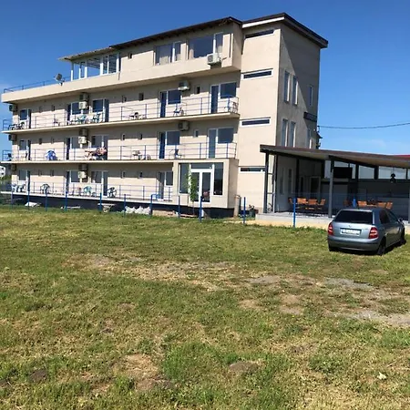 Autentic Boutikue-3